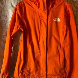 North Face Womens Vented Rain Jacket, size Small